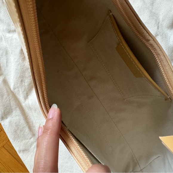 By far Amber Shoulder bag ๐ - Picture 2 of 6